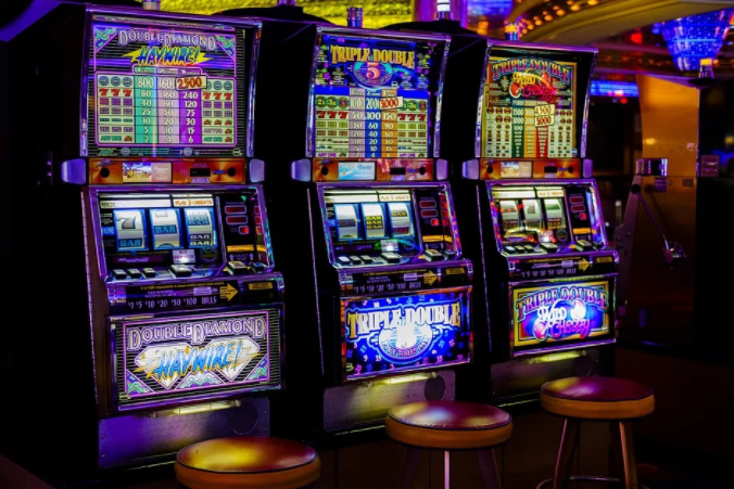 Reasons to Play in Online Casino